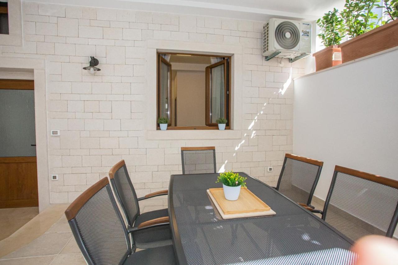 Holiday Home Camellia Poreč Exterior foto
